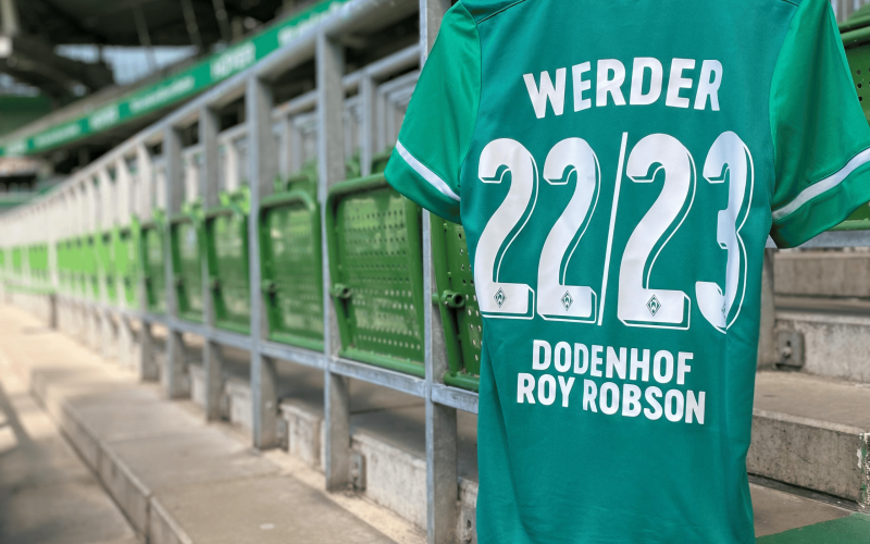 Roy Robson_Werder Trikot